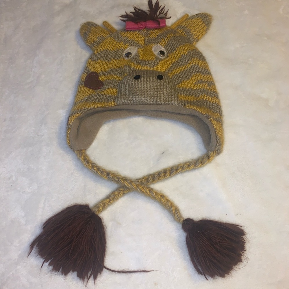 Girls One Size American Rag Cie Giraffe Winter Beanie Hat Skull Cap EUC